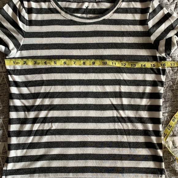 American Eagle AE Soft & Sexy Striped Gray/Off White Juniors Size Small Top - Picture 4 of 5